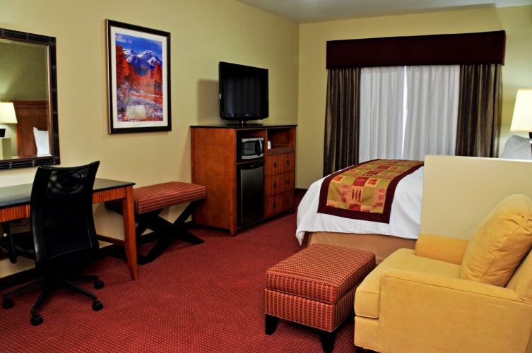 Double Suite with Whirlpool