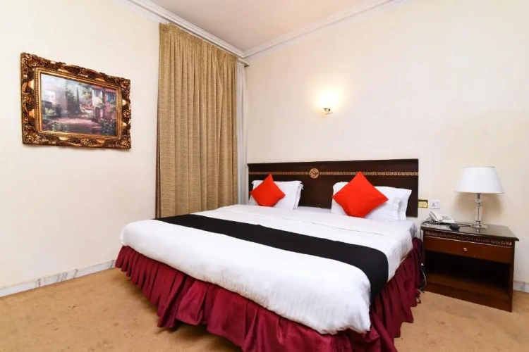 Double Suite