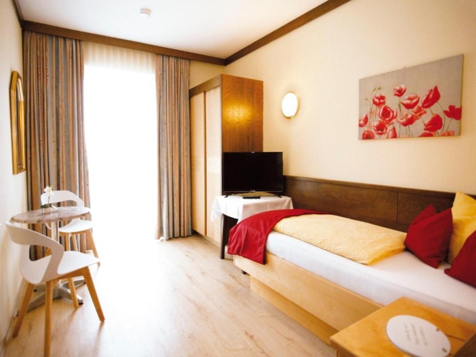 Standard Single room with balcony