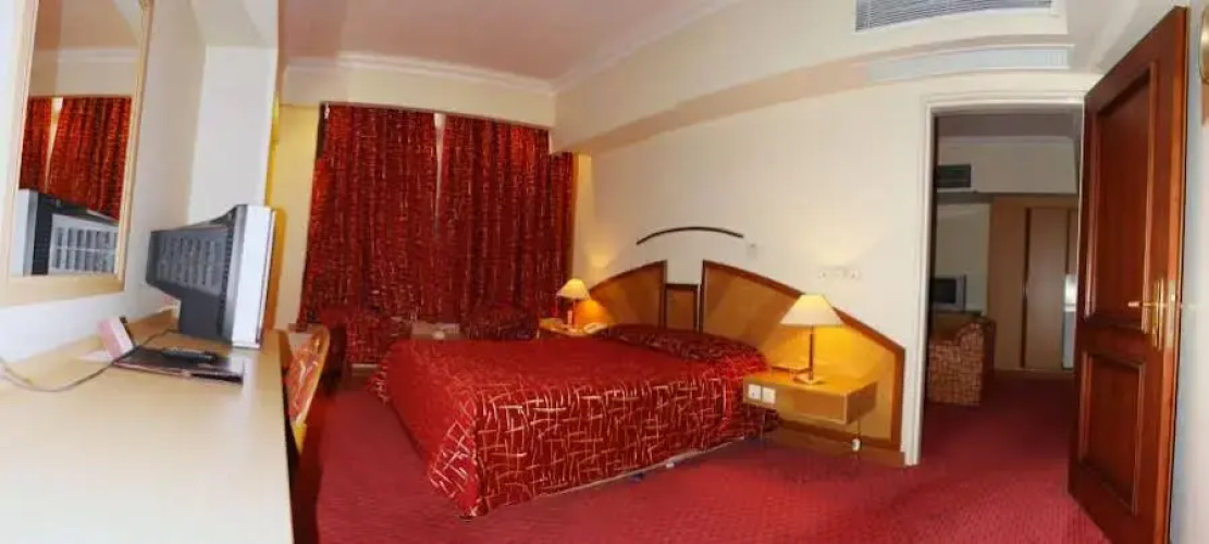 Hotel Pars Shiraz