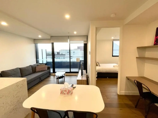 1 Bedroom Apartment
