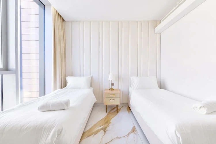 2 Bedrooms Apartment with balcony and oceanfront