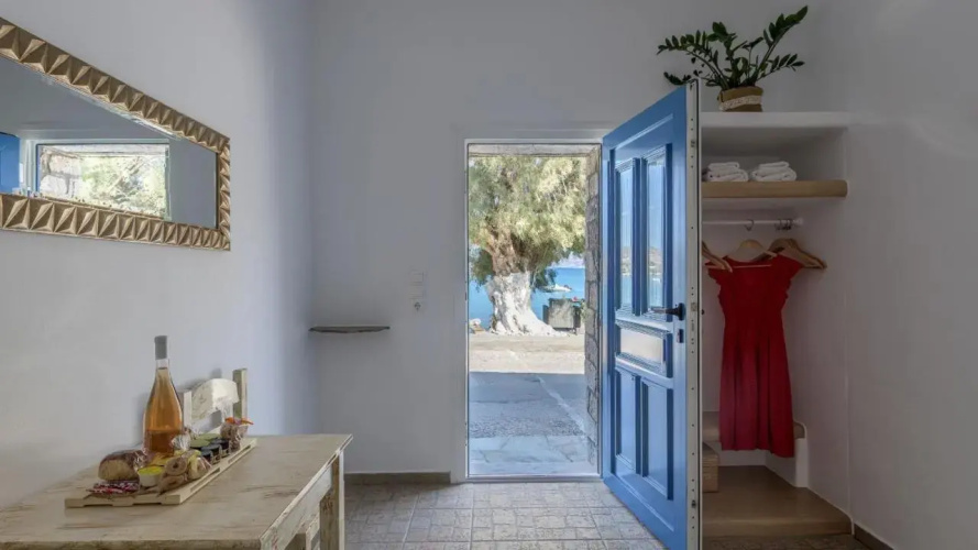 Floras Rooms
