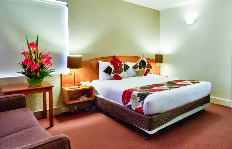 Tanoa Plaza Hotel