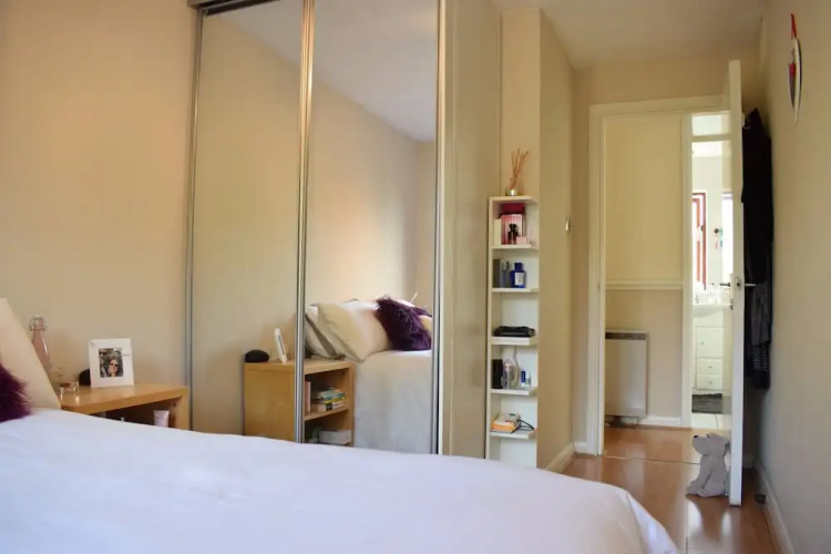 2 Bedroom Flat in Canada Water