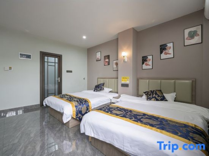 Premium Twin room