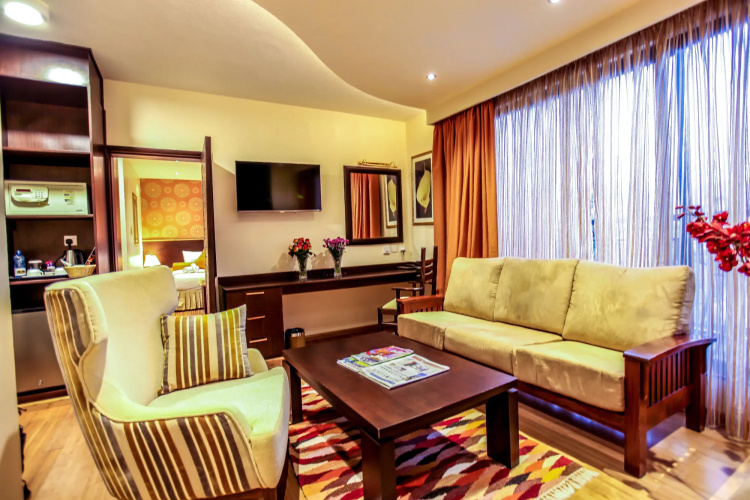 The Monarch Hotel