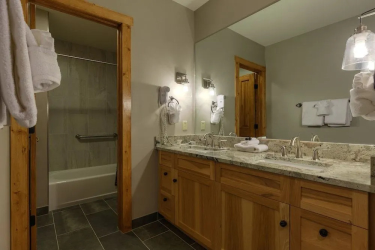 Buffalo Lodge #8370 - 3 Br Condo