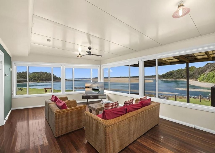 3 Bedrooms Cottage