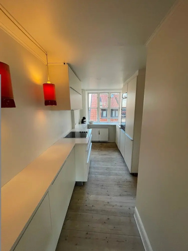 Elegant Apartment In Central