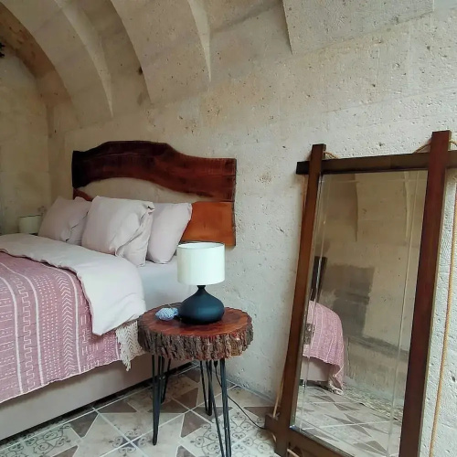 Deep Cave House