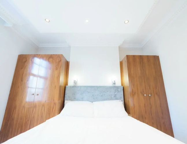 Hyde Park Place