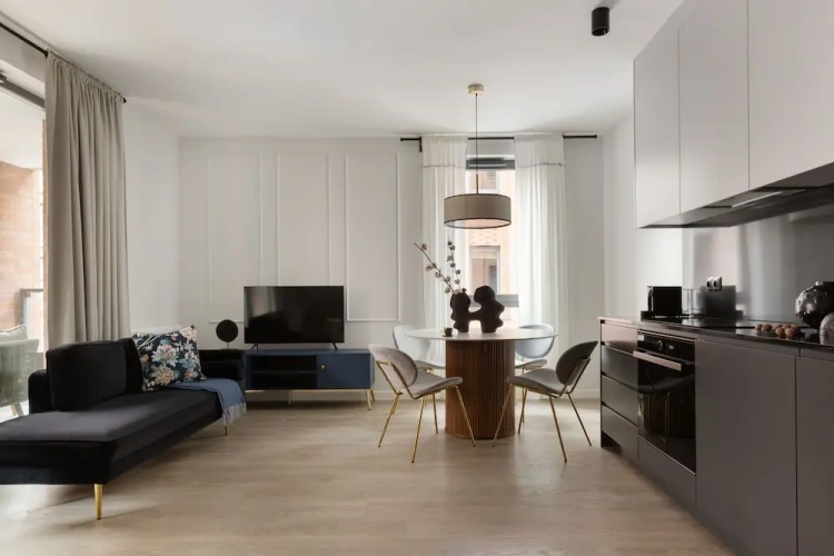 2 Bedrooms Family Apartment