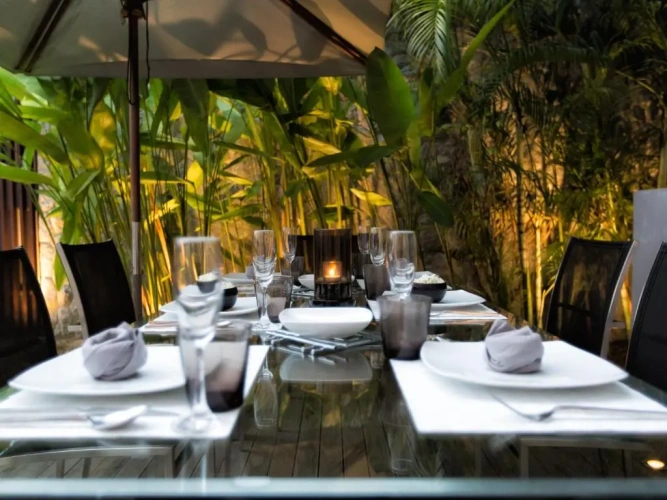 4 Bedrooms Double Villa