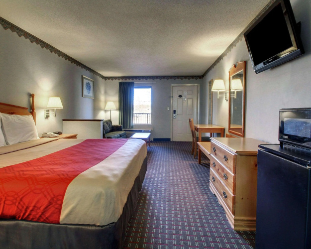 Econo Lodge Clinton - Jackson West