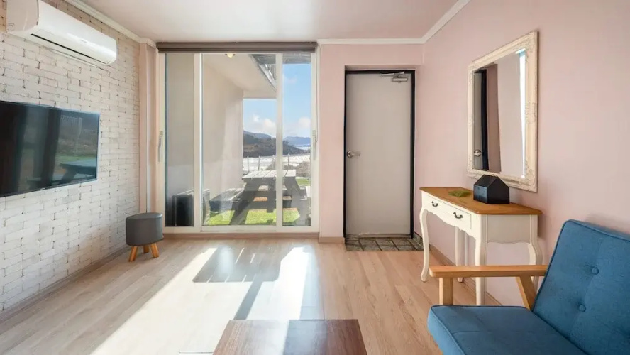 Yeosu Island Pet Pension