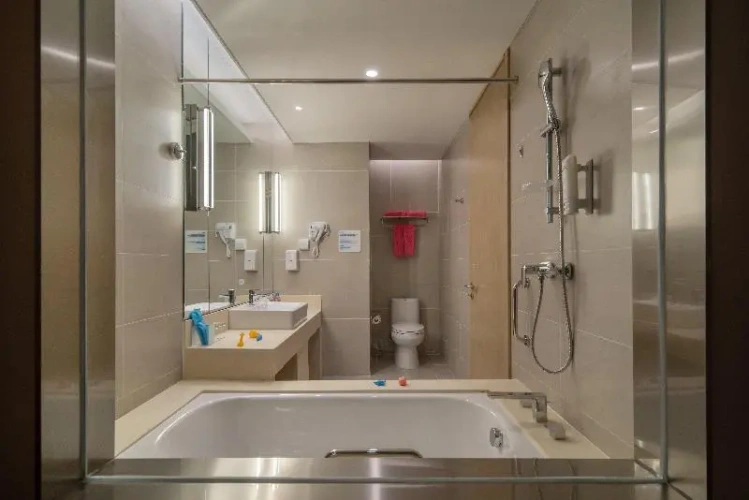2 Bedrooms Double Suite