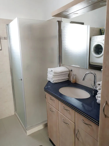 GK Apartments - Ben Gurion 105