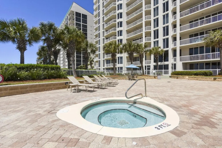 Silver Beach 1104w 3 Bedroom Condo