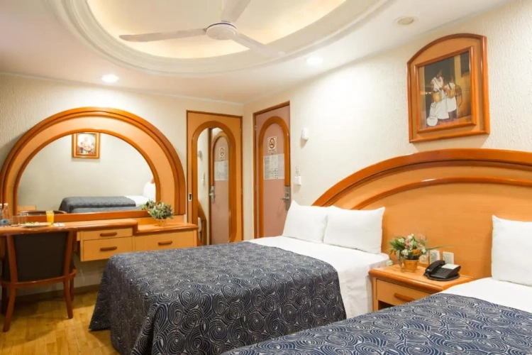 Standard Quadruple room