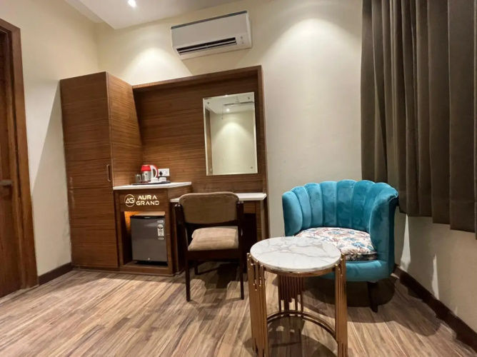 Hotel Aura Grand by Levelup