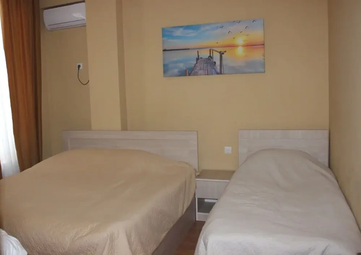 Classic Quadruple room