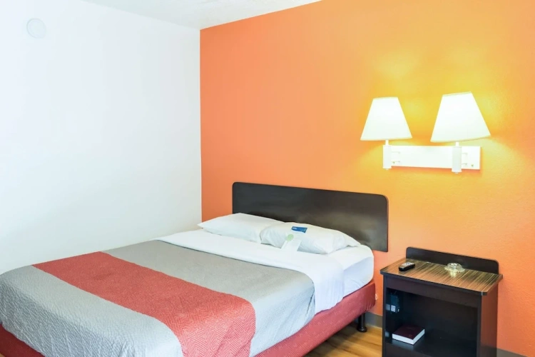Standard Double Suite