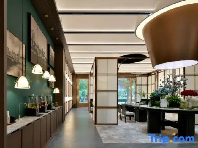 Manlian Hotel