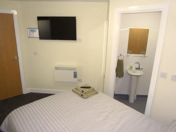 Roadking Rooms Holyhead