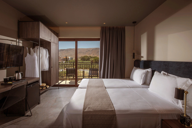 Petousis Hotel & Suites photo 8