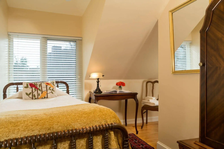 Woodley Park Guest House