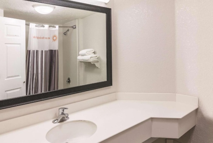 1 Bedroom Double Suite
