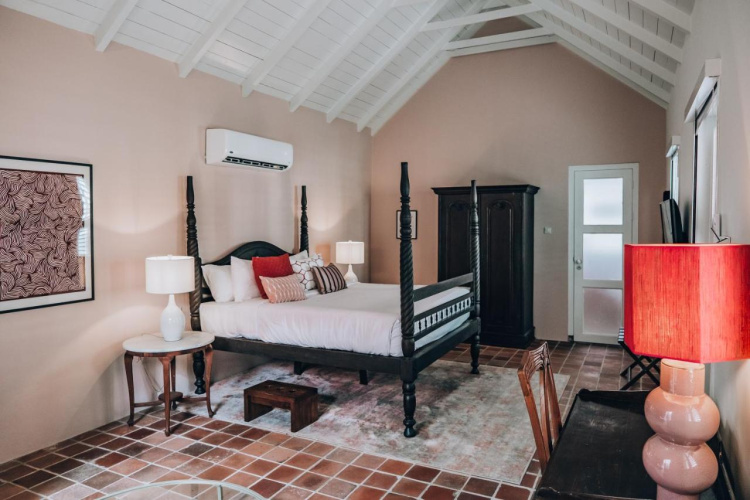 Anna Bay Boutique Hotel