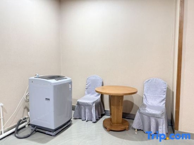 Jiayuguan Impression Xiongguan Concept Hotel