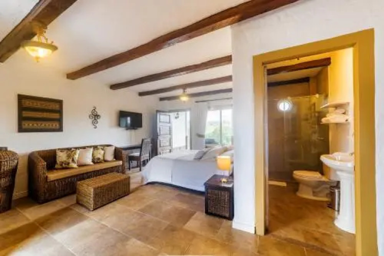 Hotel Estrella Del Monte