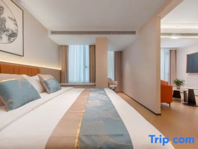 1 Bedroom Luxury Suite