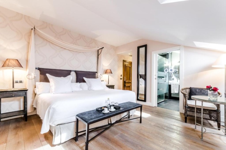 Standard Single room