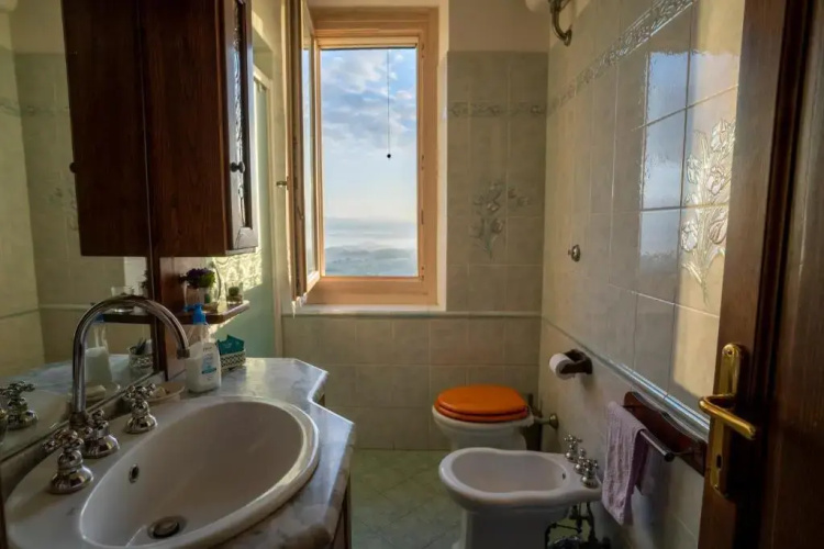La Casa Viola