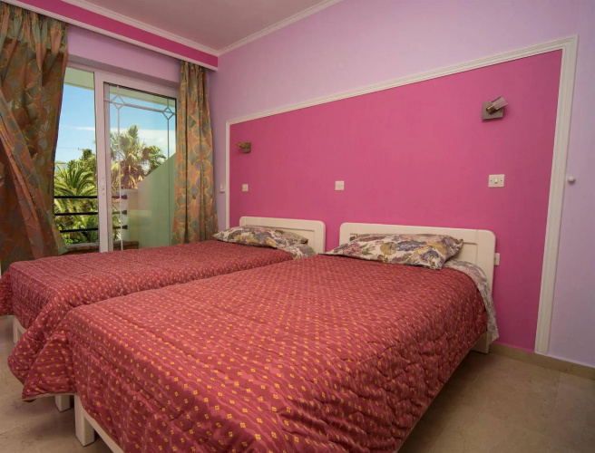 Mathraki Resort