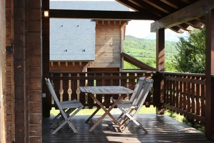 3 Bedrooms Family Cottage with mountain view