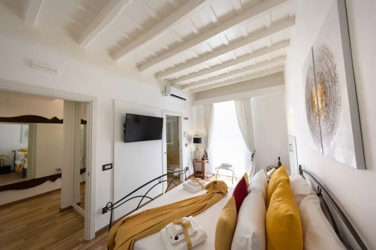 Barcaccia Luxury Suites