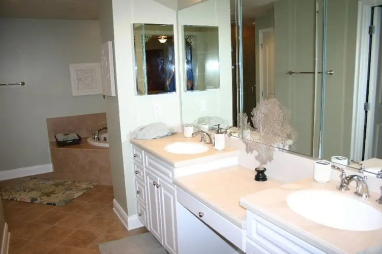 Seacrest 602 by Ocean Properties