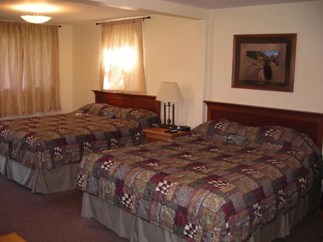 Falls Motel