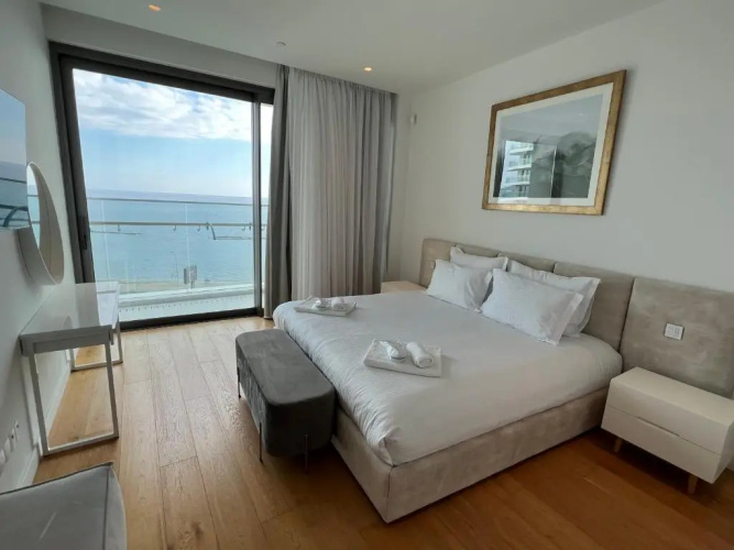 Beachfront Boutique Residence