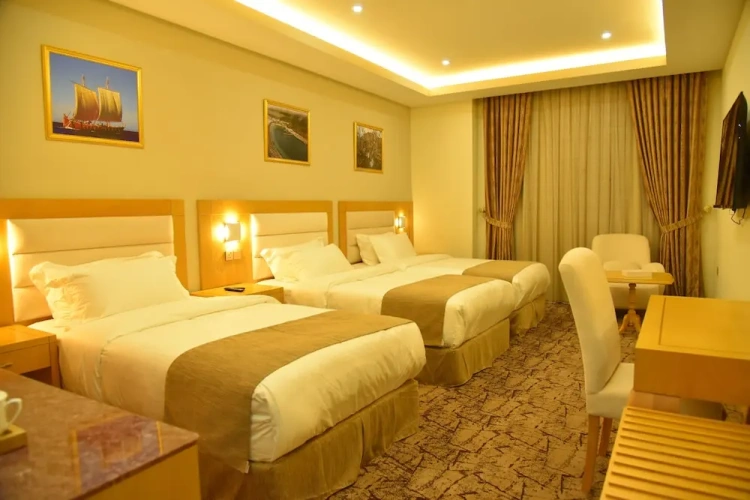 Standard Triple room