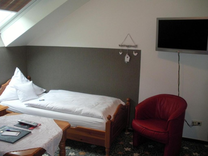 Standard Single room