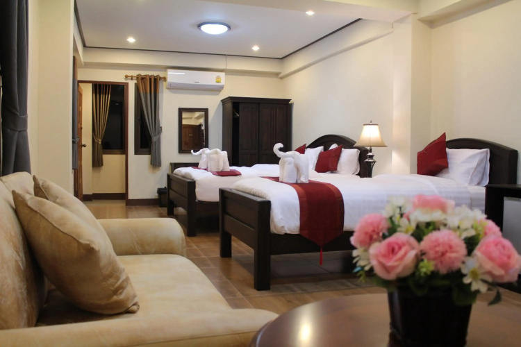 nanbaankhun hotel