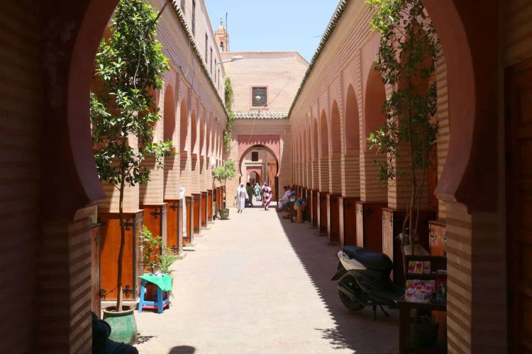 Literary Riad Hemingway