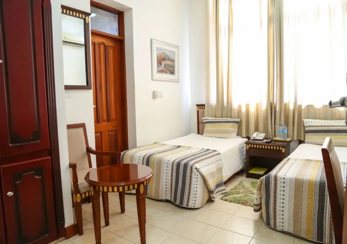 Standard Twin room with balcony