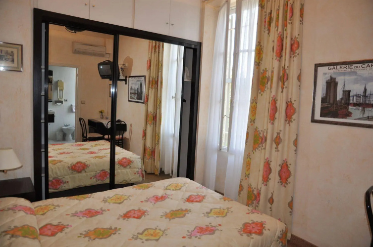 Hôtel des Mimosas